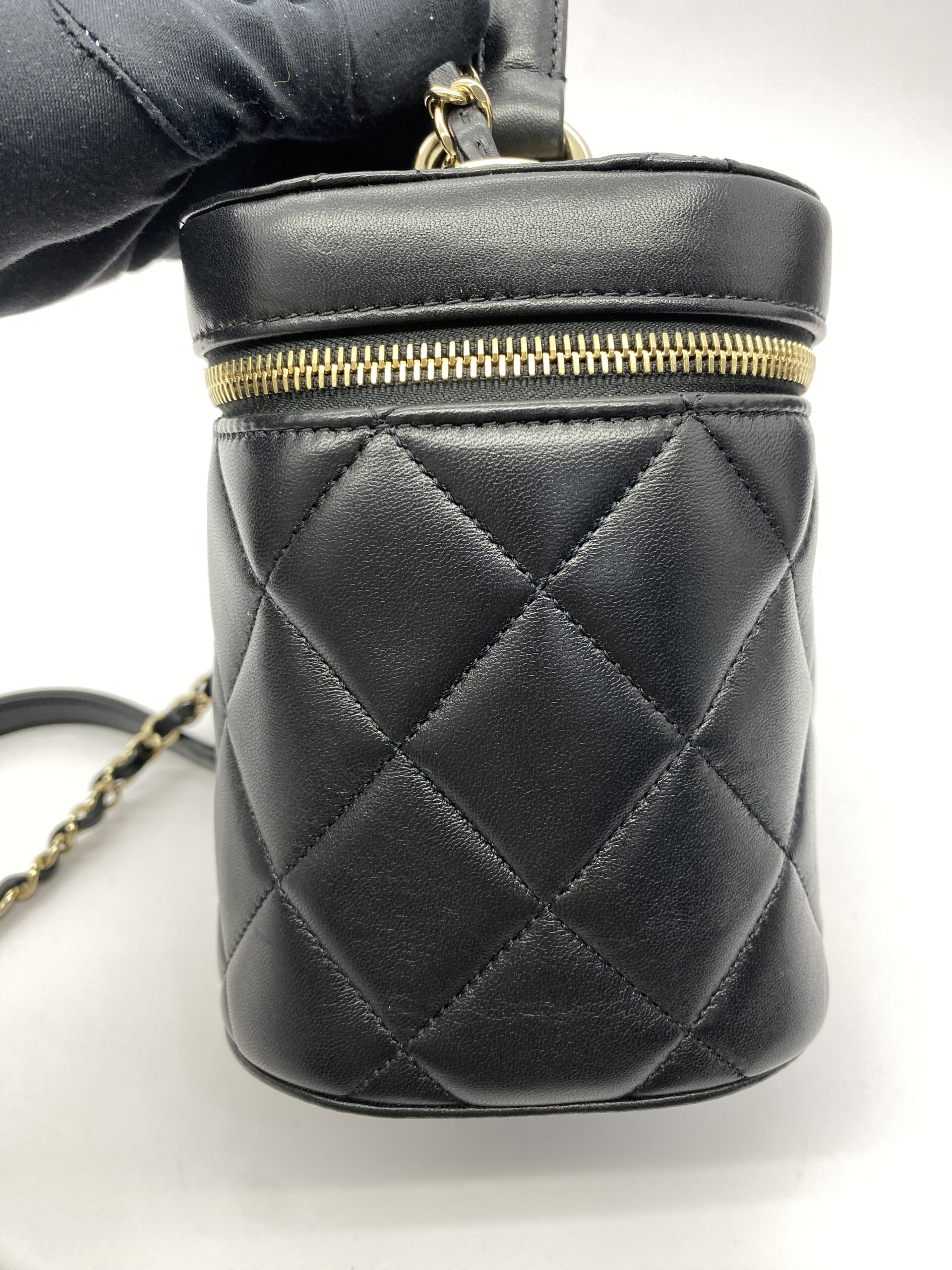 Trendy Vanity Black