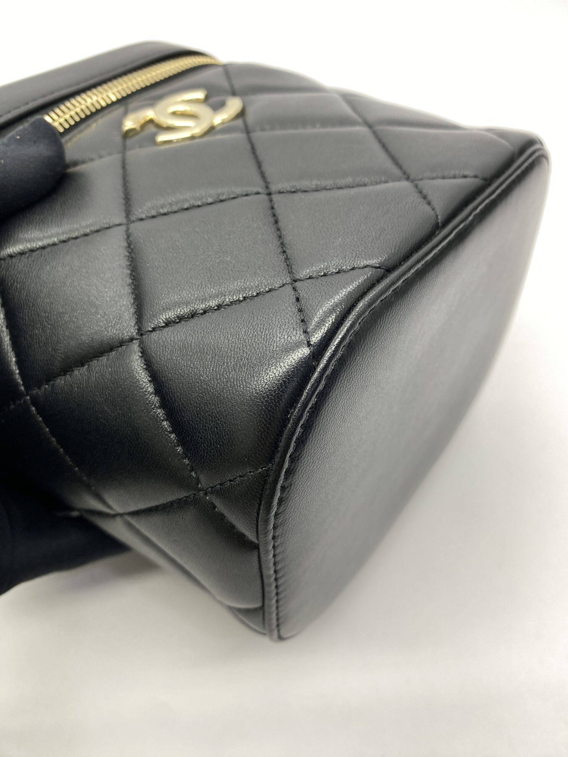 Trendy Vanity Black