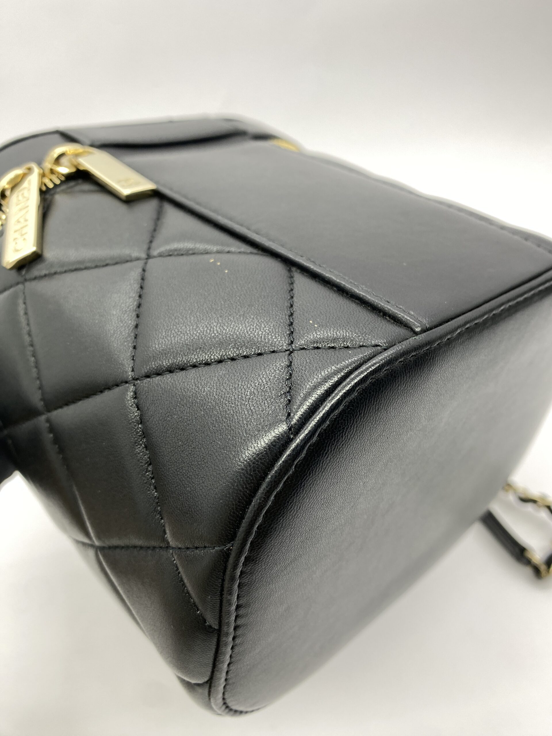 Trendy Vanity Black