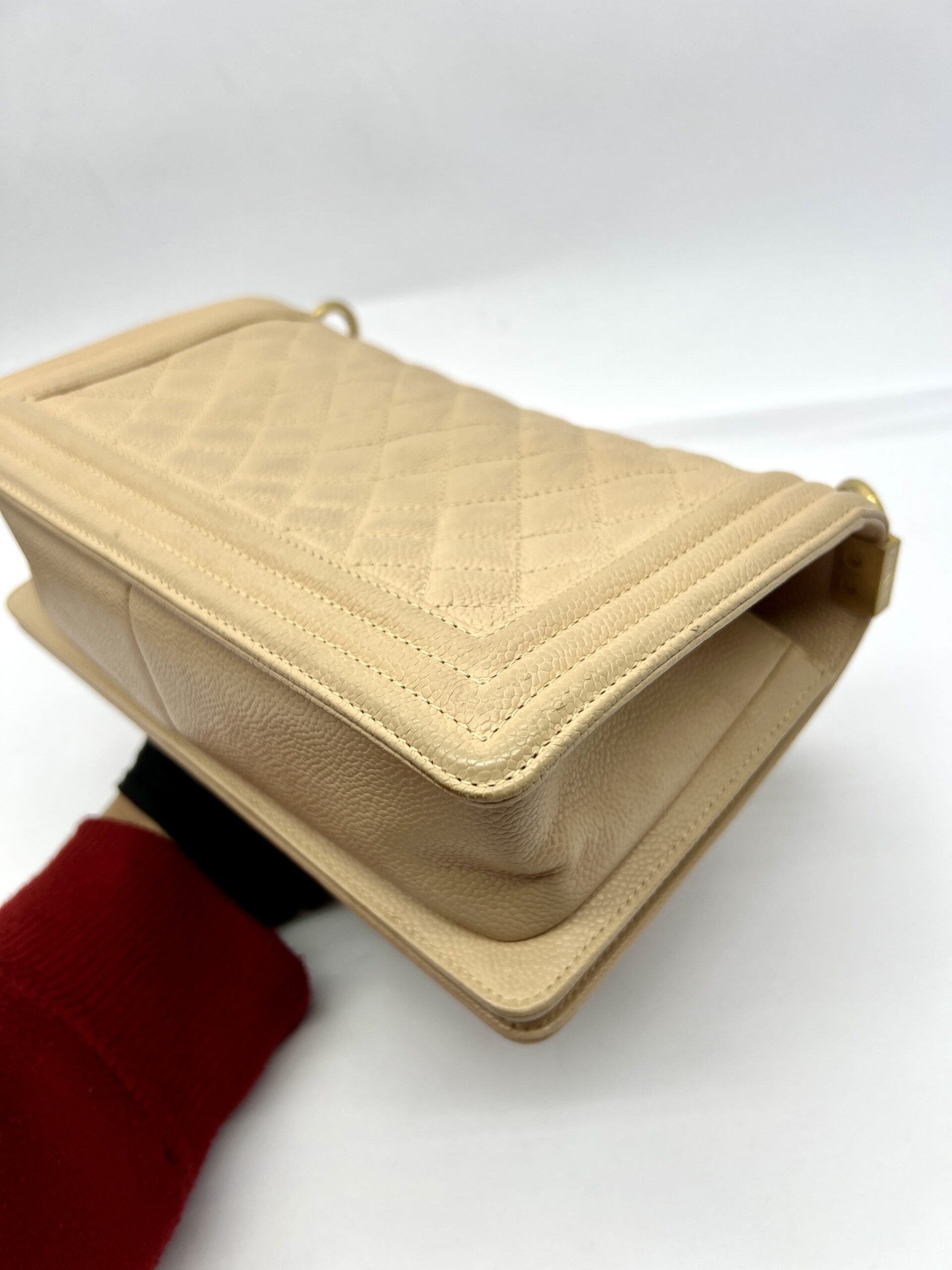 Boy 25 Beige Caviar