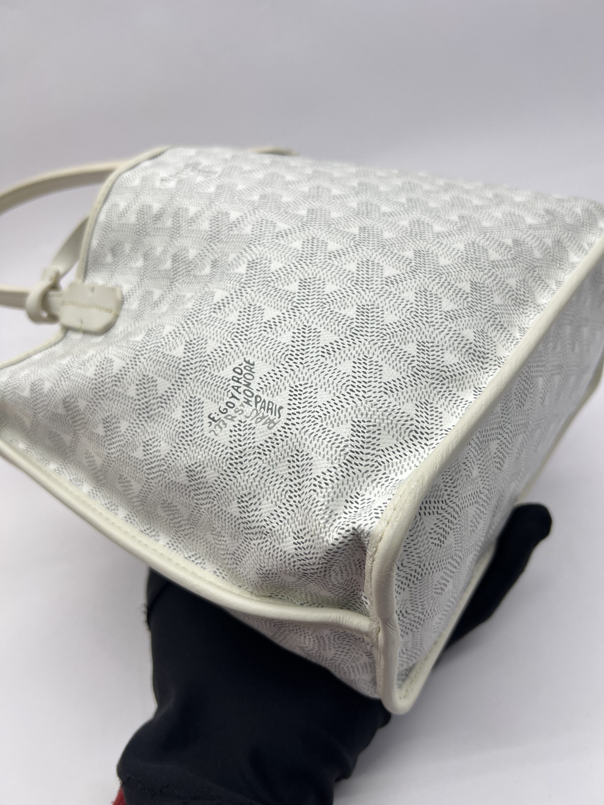 Mini Anjou White