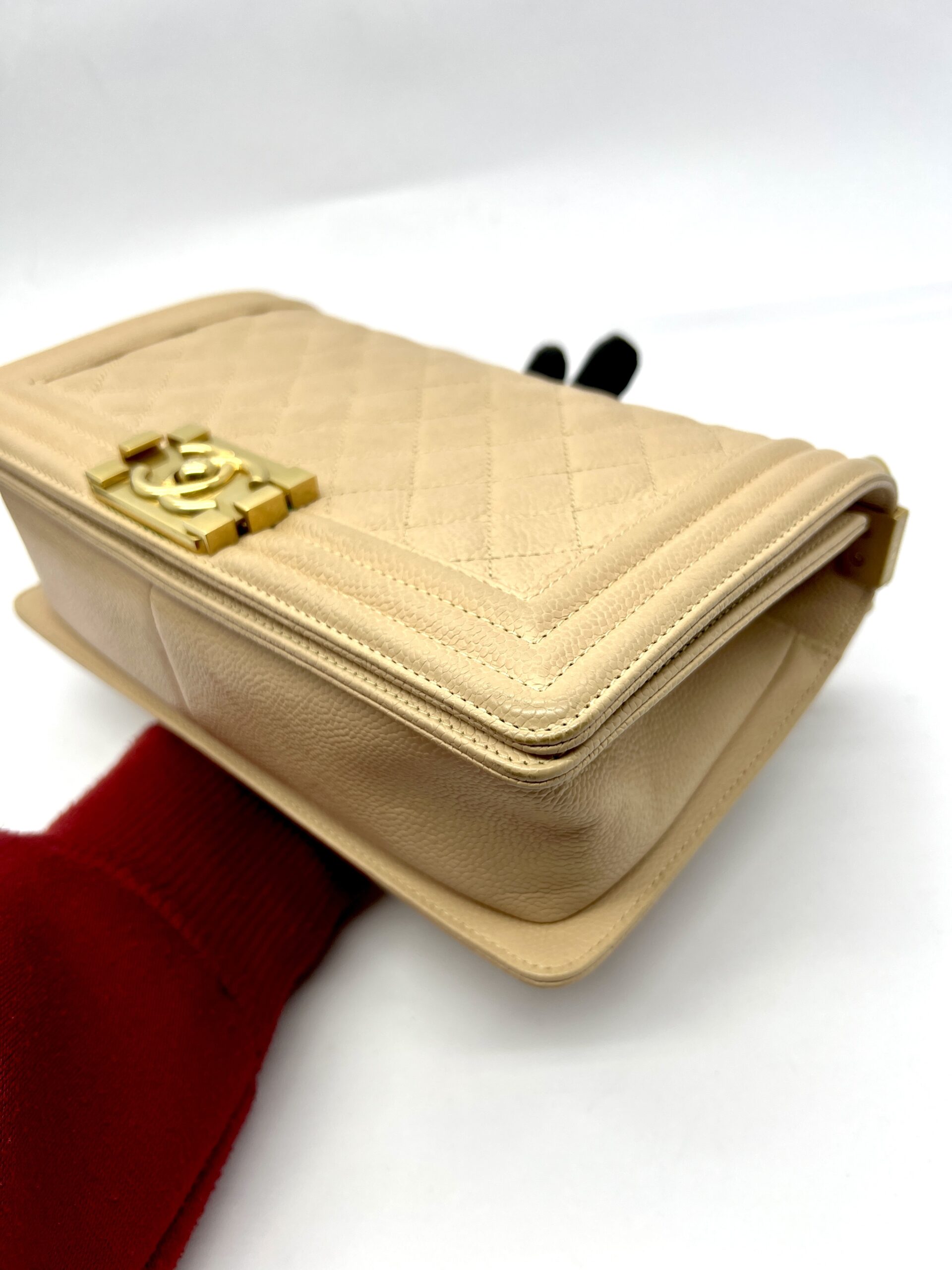Boy 25 Beige Caviar
