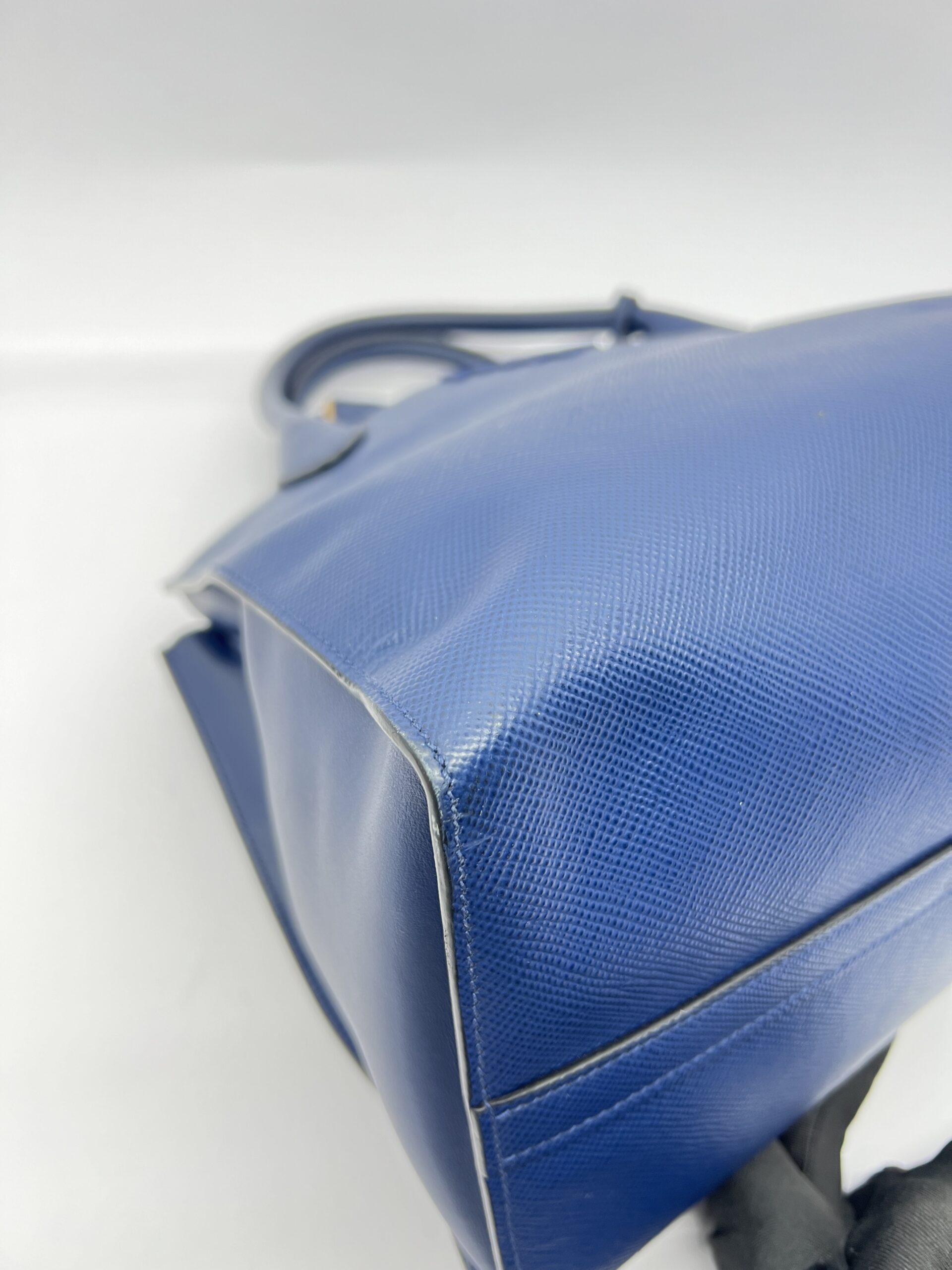 Moochrome Saff Blue