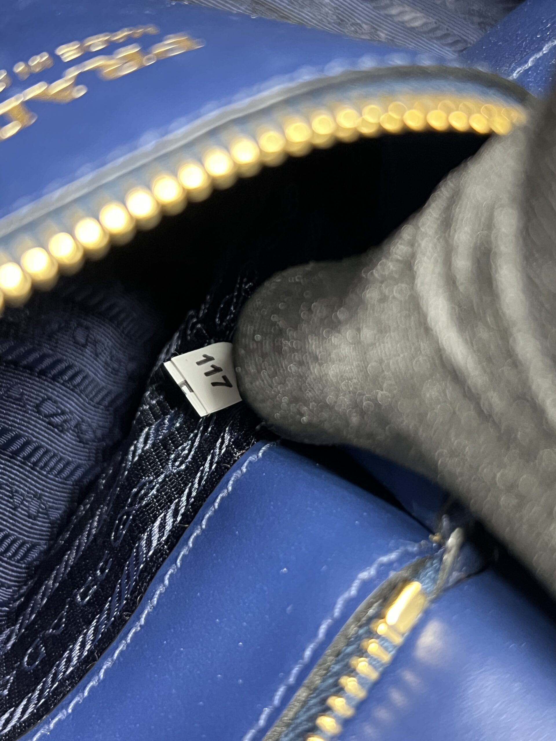 Moochrome Saff Blue