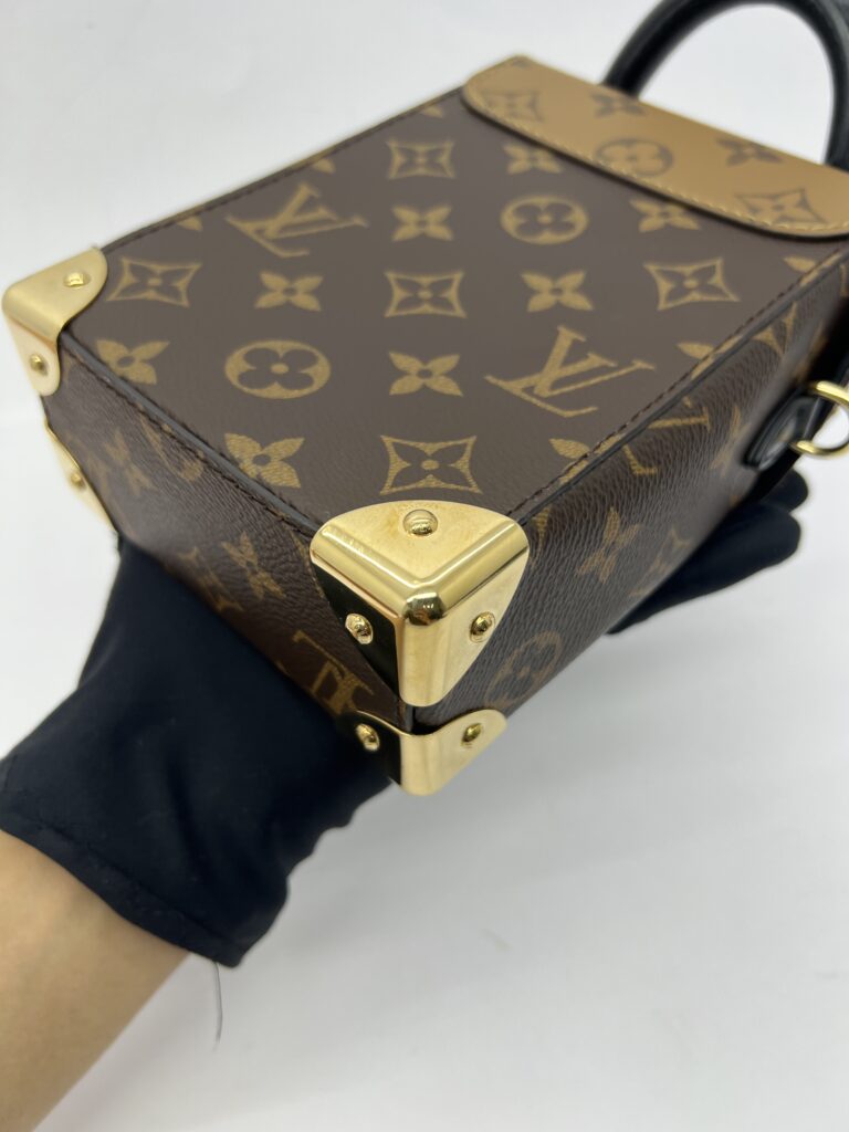 Camera Box Reverse
