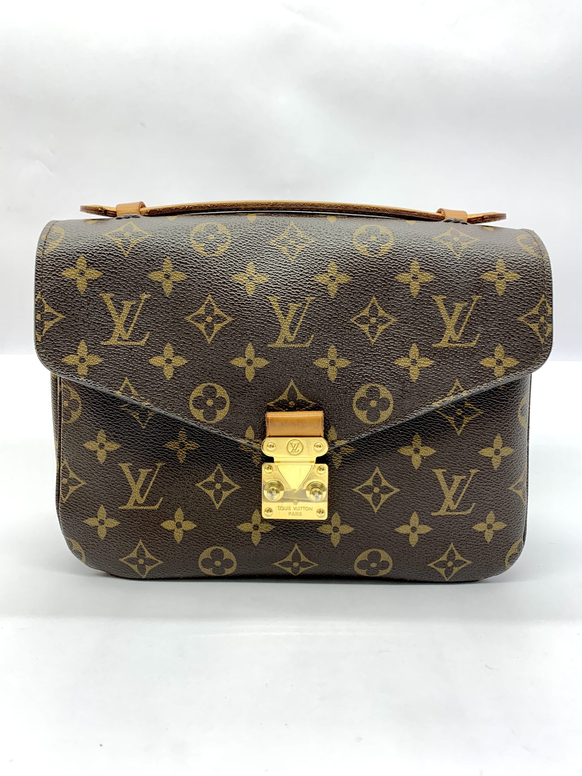 Metis MM Monogram