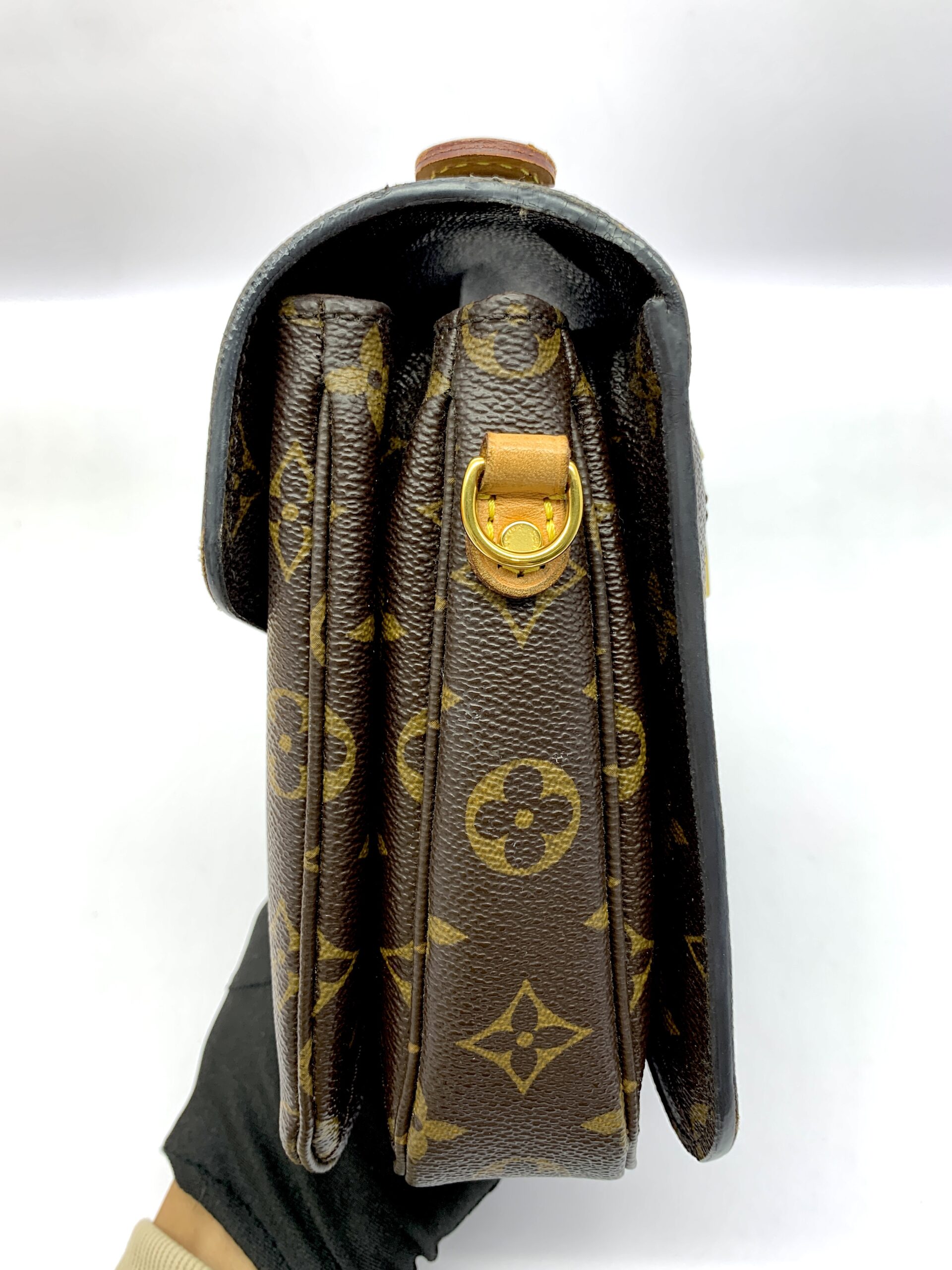 Metis MM Monogram