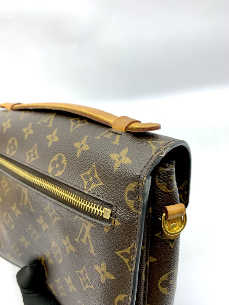 Metis MM Monogram