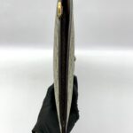 Neo Vintage Clutch