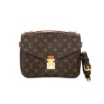 Metis MM Monogram