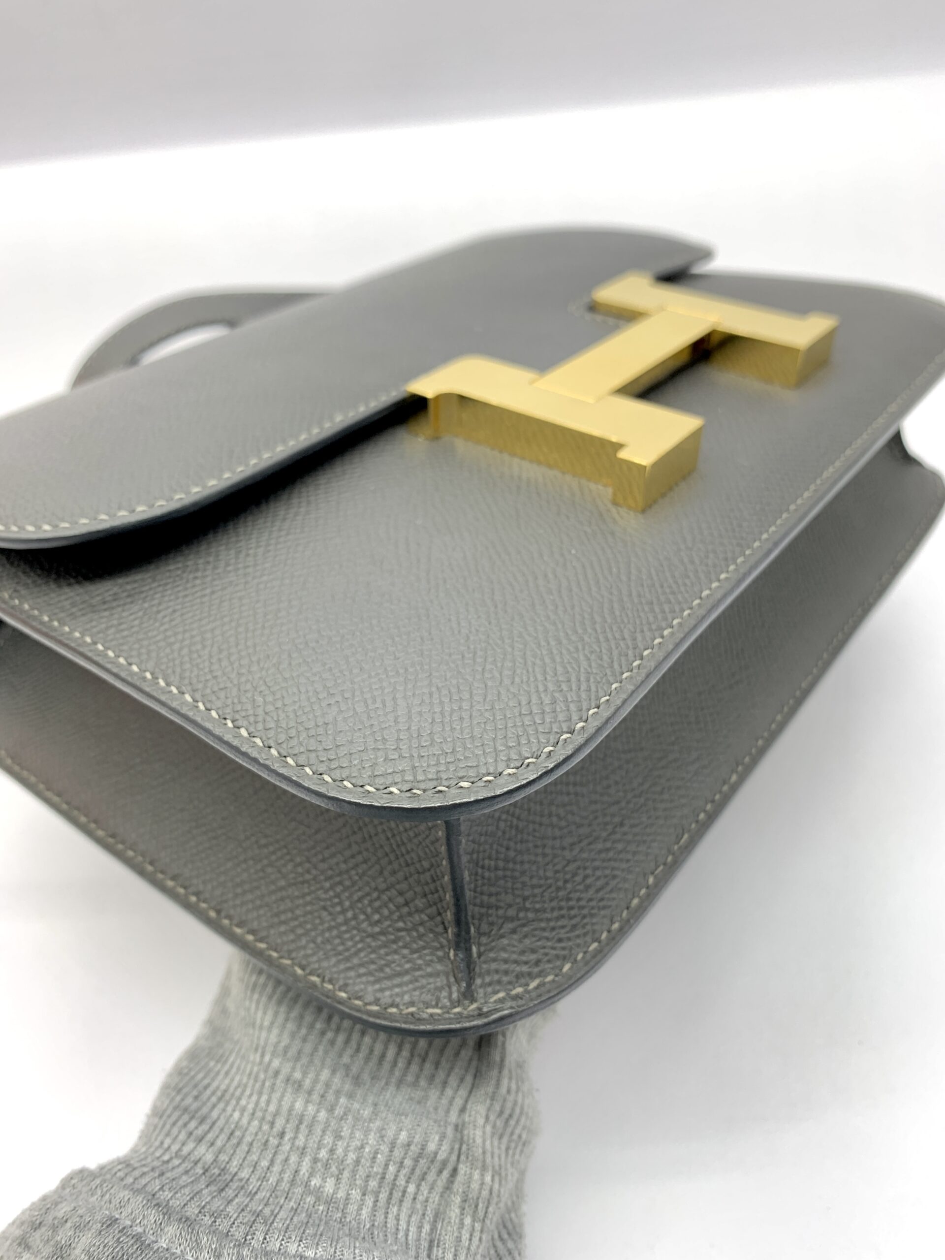 Constance 24 Epsom Graphite